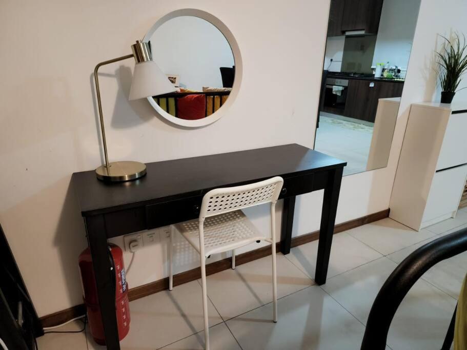 Deluxe Seaview Suite Twin Bed By The Only Bnb Tanjung Tokong 외부 사진